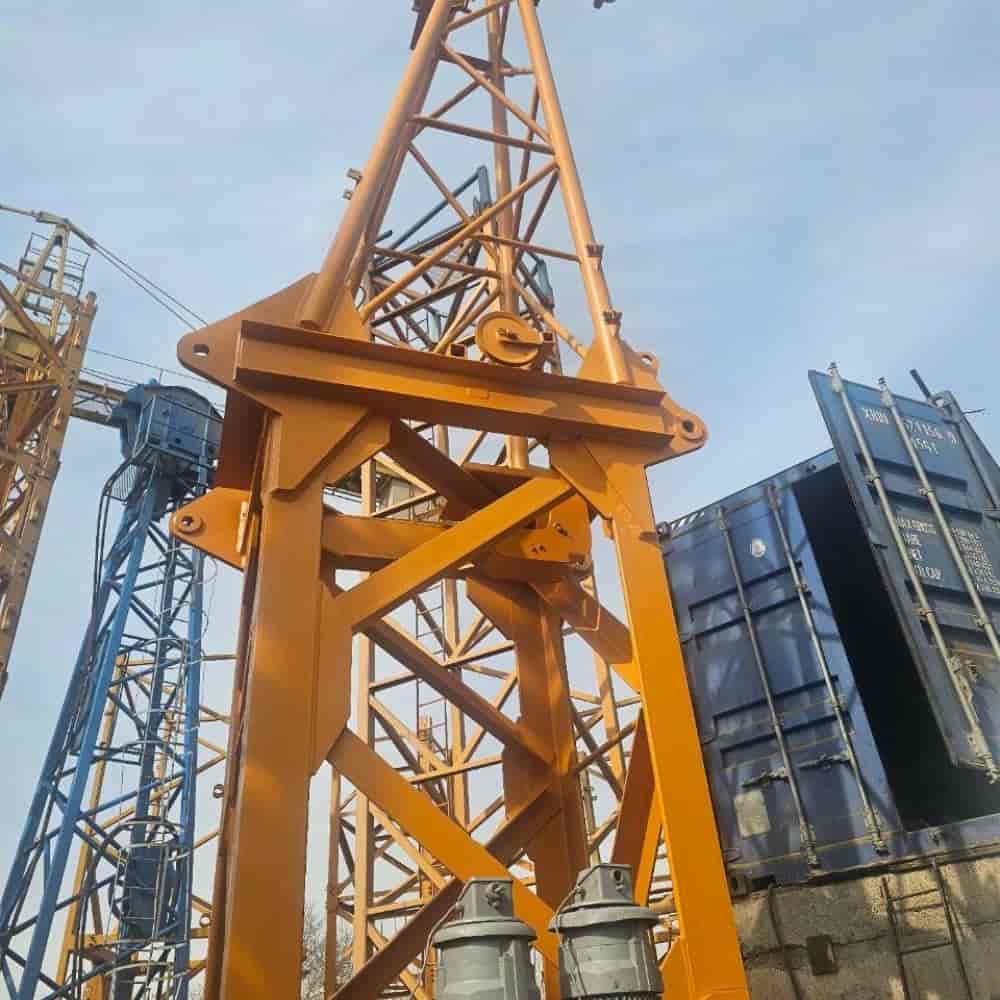 Selling and renting Tower 16 tons MC310K16